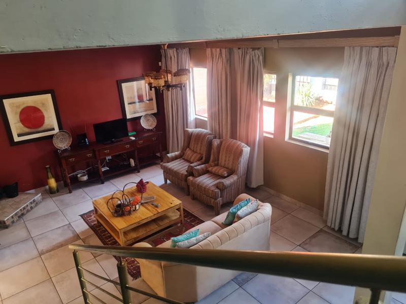 5 Bedroom Property for Sale in Uitsig Free State